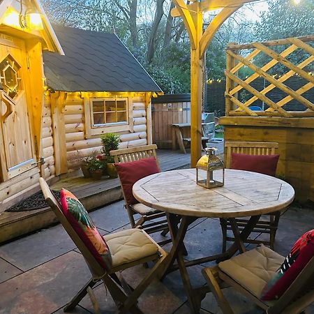 Stamford Meadows Glamping With Private Hot Tubs Hotel ภายนอก รูปภาพ