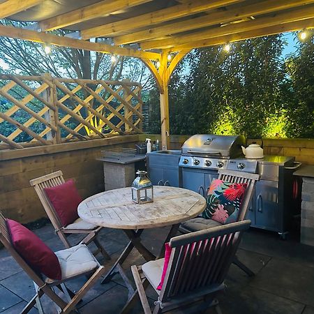 Stamford Meadows Glamping With Private Hot Tubs Hotel ภายนอก รูปภาพ
