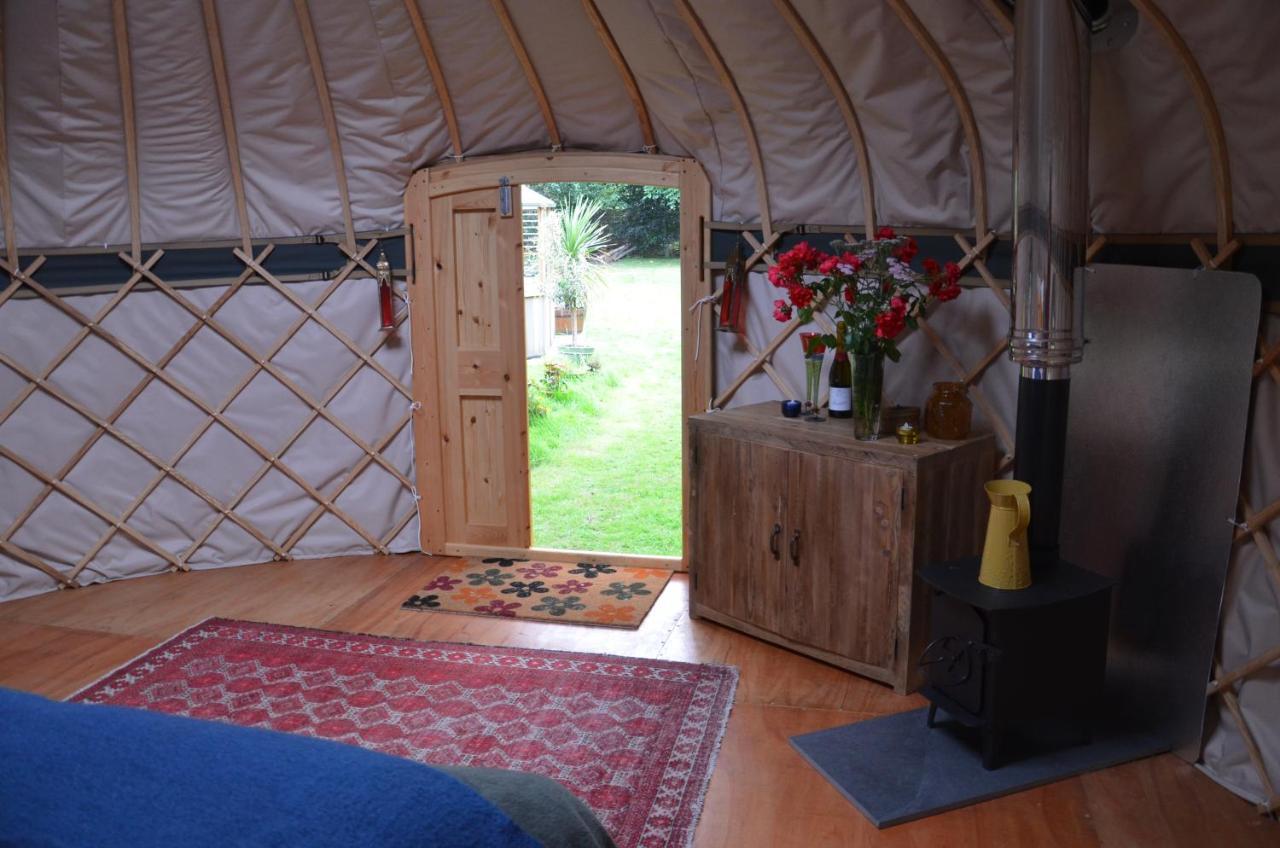 Stamford Meadows Glamping With Private Hot Tubs Hotel ภายนอก รูปภาพ