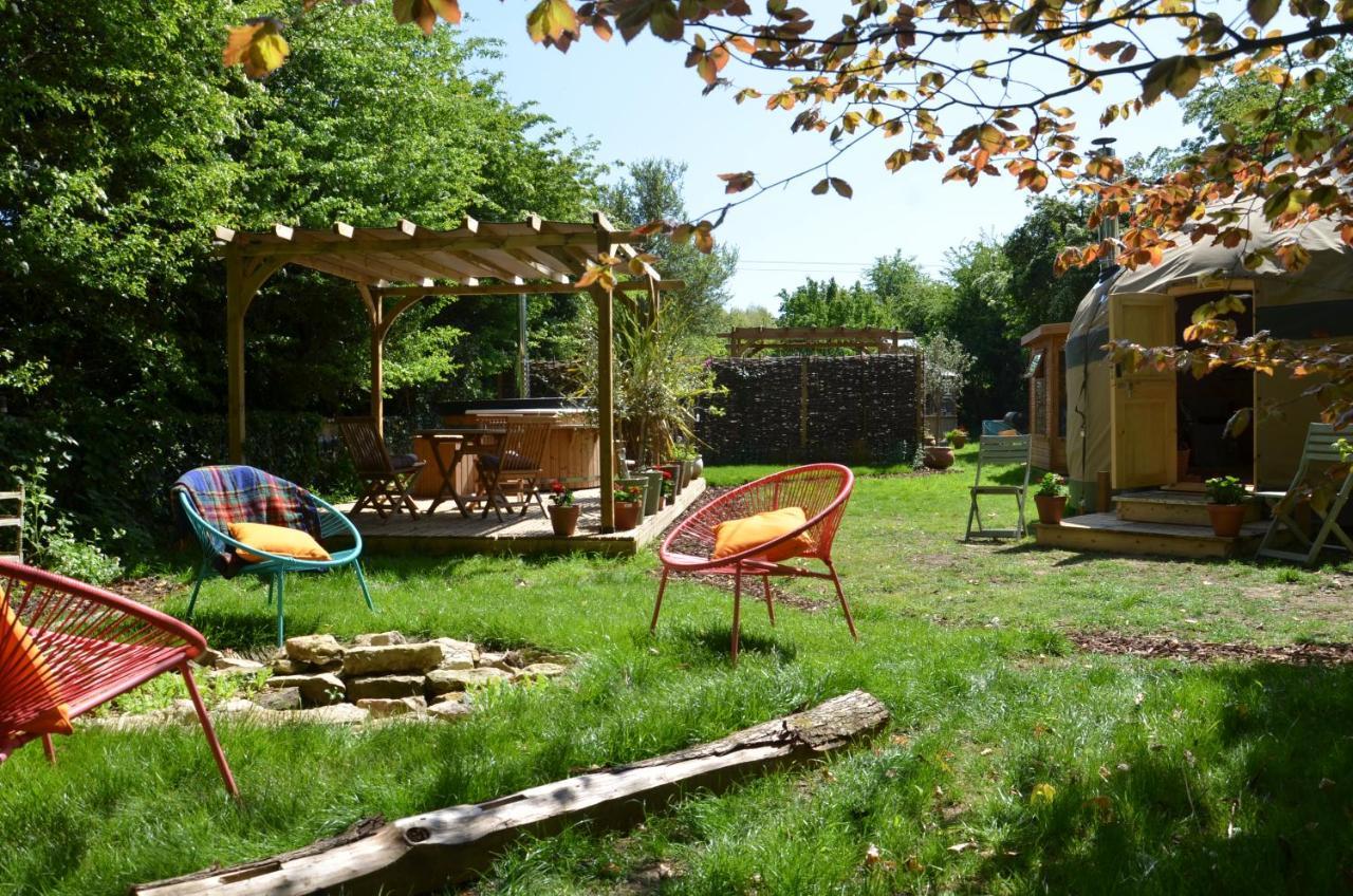 Stamford Meadows Glamping With Private Hot Tubs Hotel ภายนอก รูปภาพ